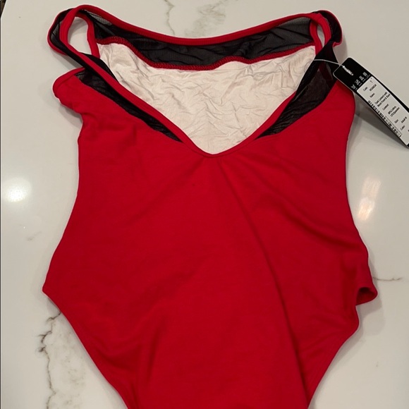Red dance bodysuit with mesh top - Picture 5 of 5